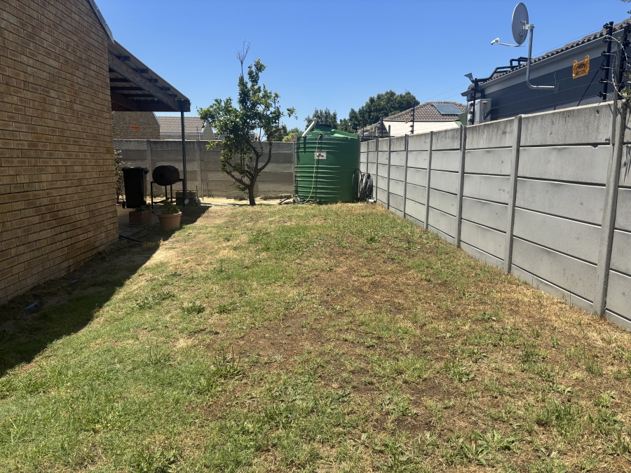 3 Bedroom Property for Sale in Zonnendal Western Cape